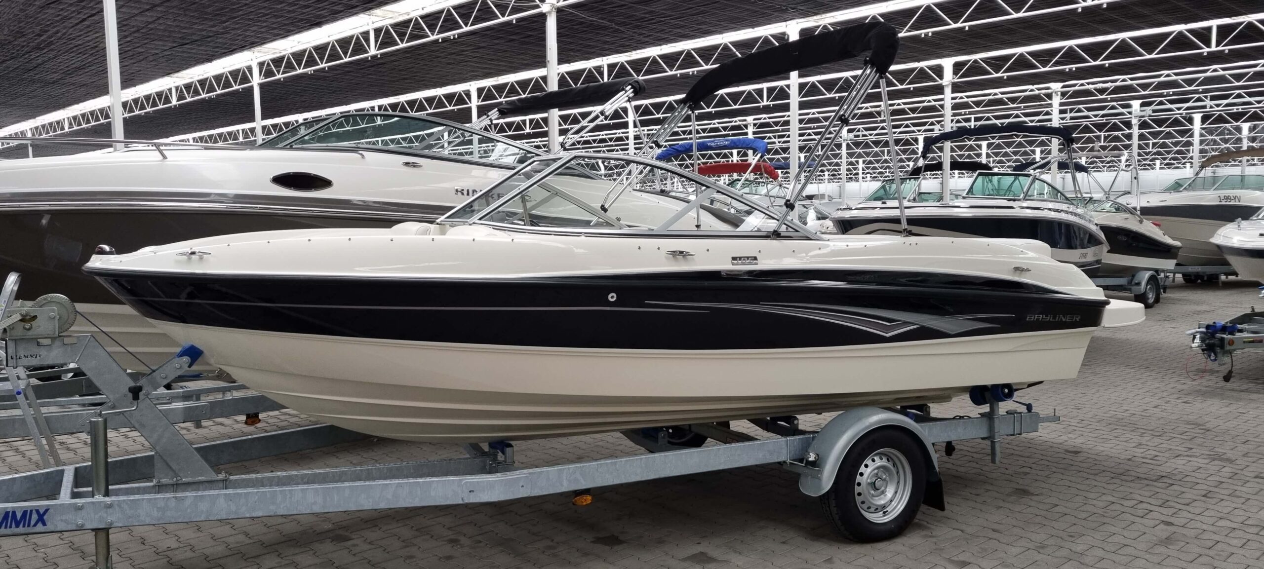 Bayliner 185 deals